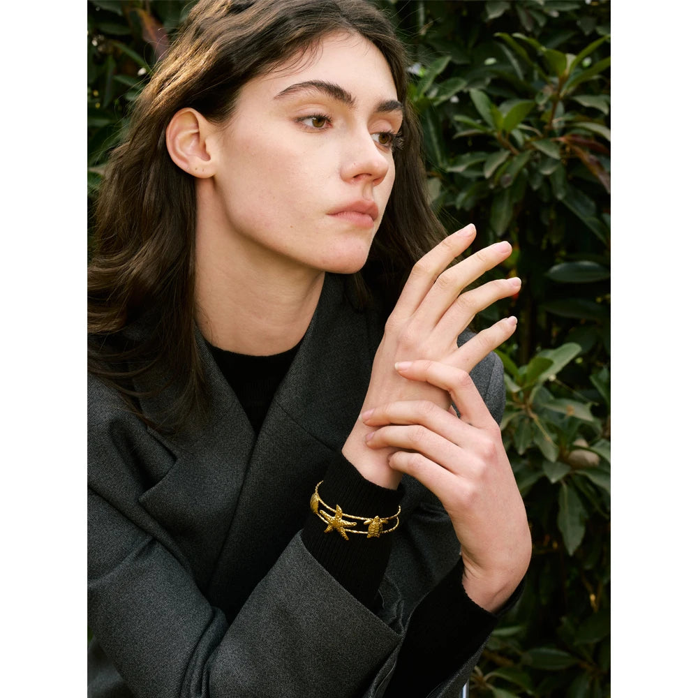 Shell Star Sun Bracelet — Gold-Plated Stainless Steel with Shell · PS2309