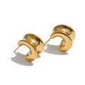 Geometric earrings in gold-plated stainless steel.