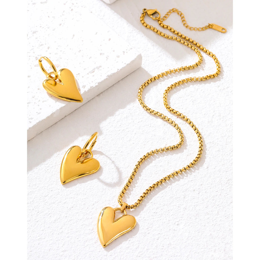 Irregular Heart Pendant Necklace — 316L Stainless Steel · PS409