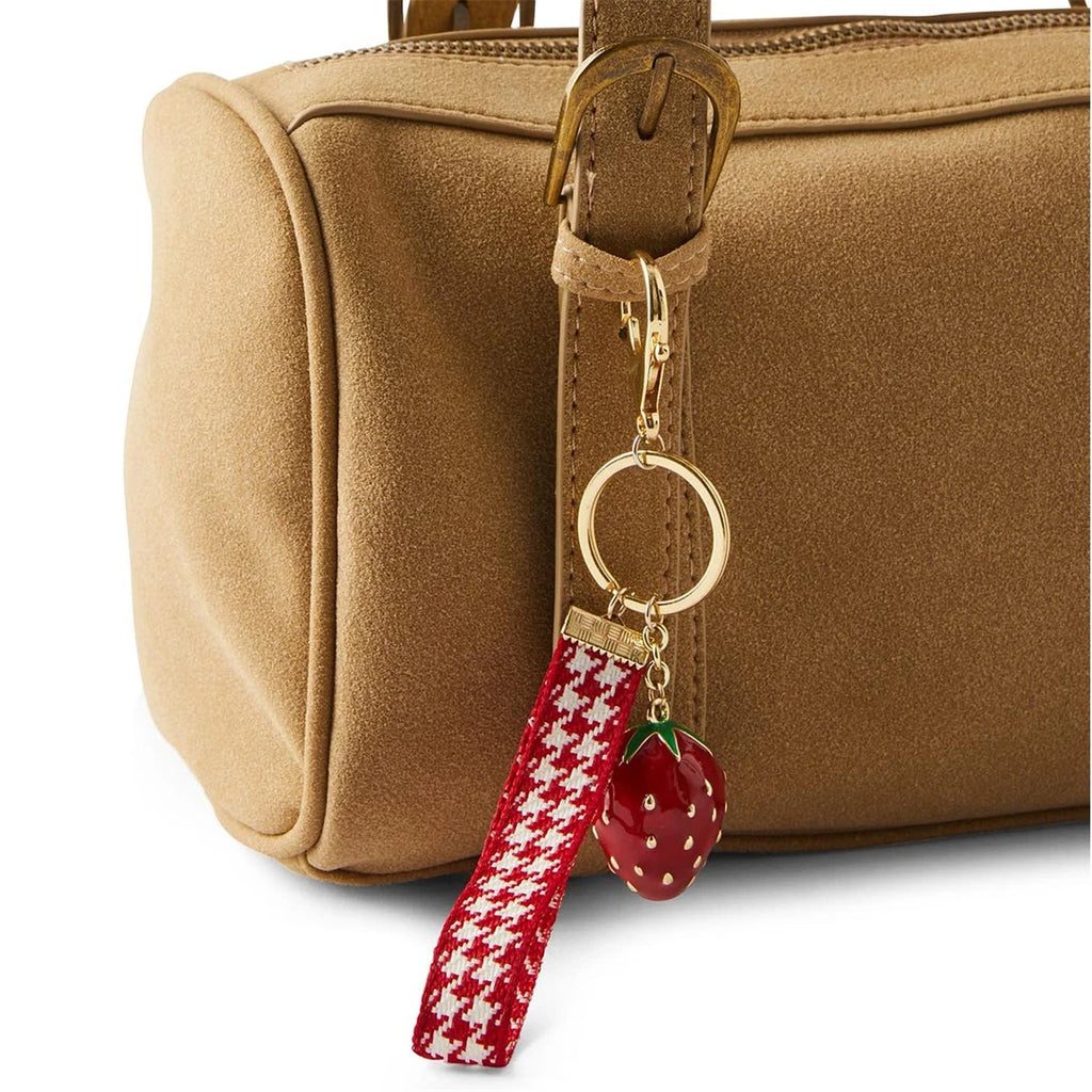 New Fashionable and Popular DIY Bag Pendant, Free Matching with Strawberry Keychain for Women
