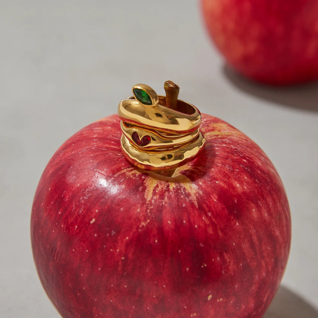 Hammered Apple Ring — Stainless Steel · PS311
