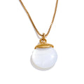 White natural stone geometric necklace in gold-plated stainless steel with natural stone.