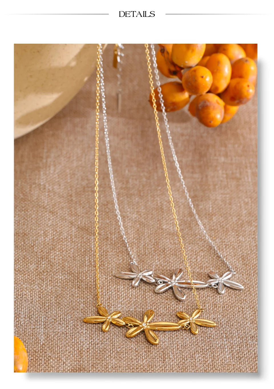 Cubic zirconia flower necklace in gold-plated stainless steel with cubic zirconia.