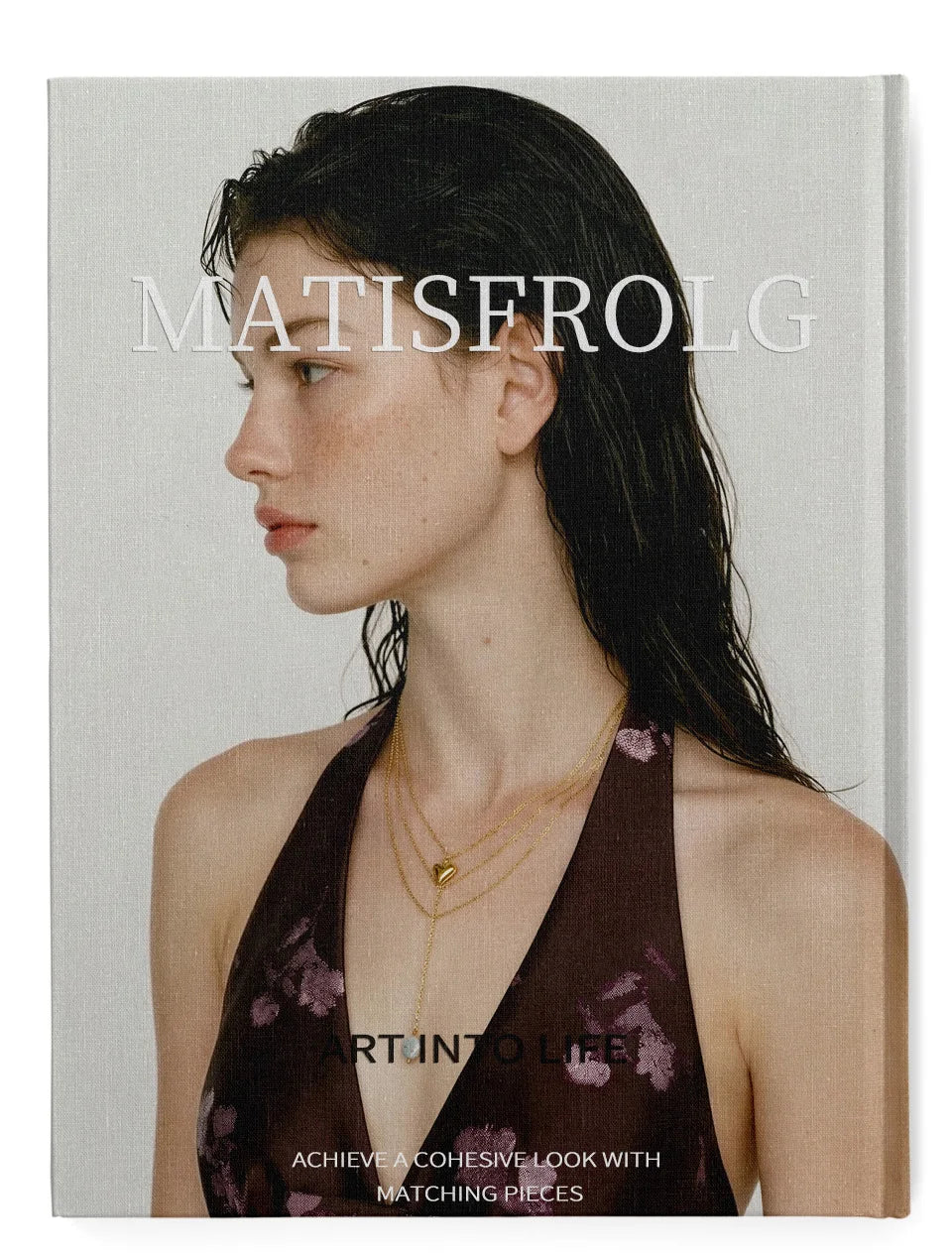 Natural stone heart chain necklace in gold-plated stainless steel with natural stone.
