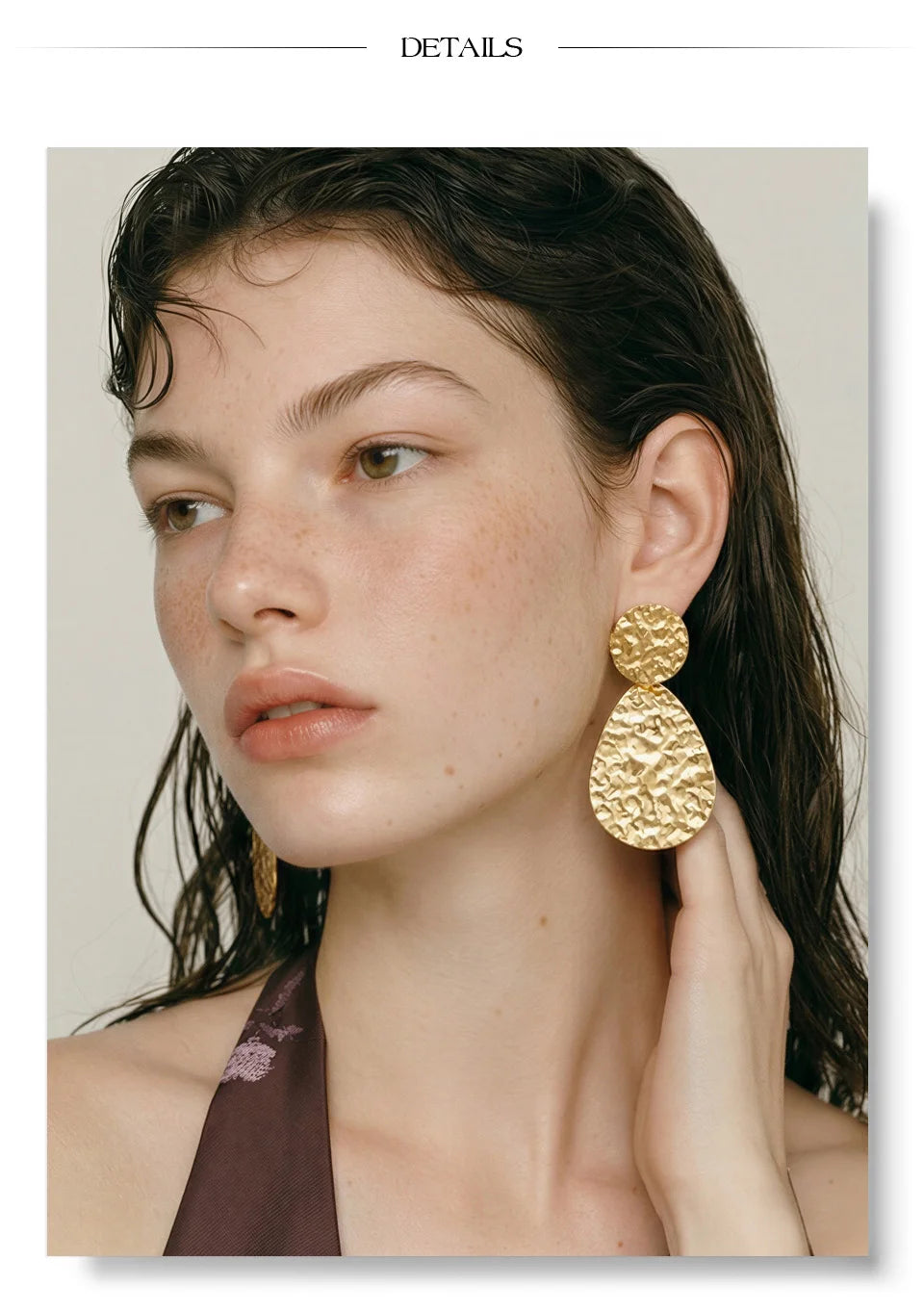 Vintage geometric earrings in gold-plated stainless steel.