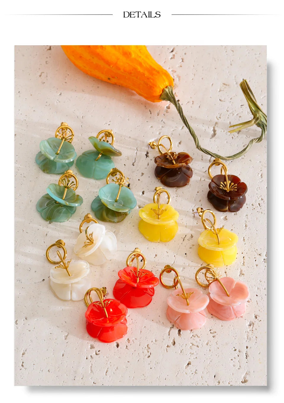 Resin acrylic flower earrings in gold-plated stainless steel with resin and acrylic.