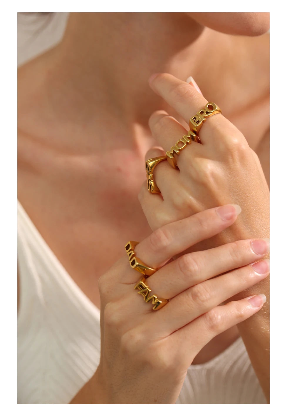 Geometric ring in 18K gold-plated stainless steel.