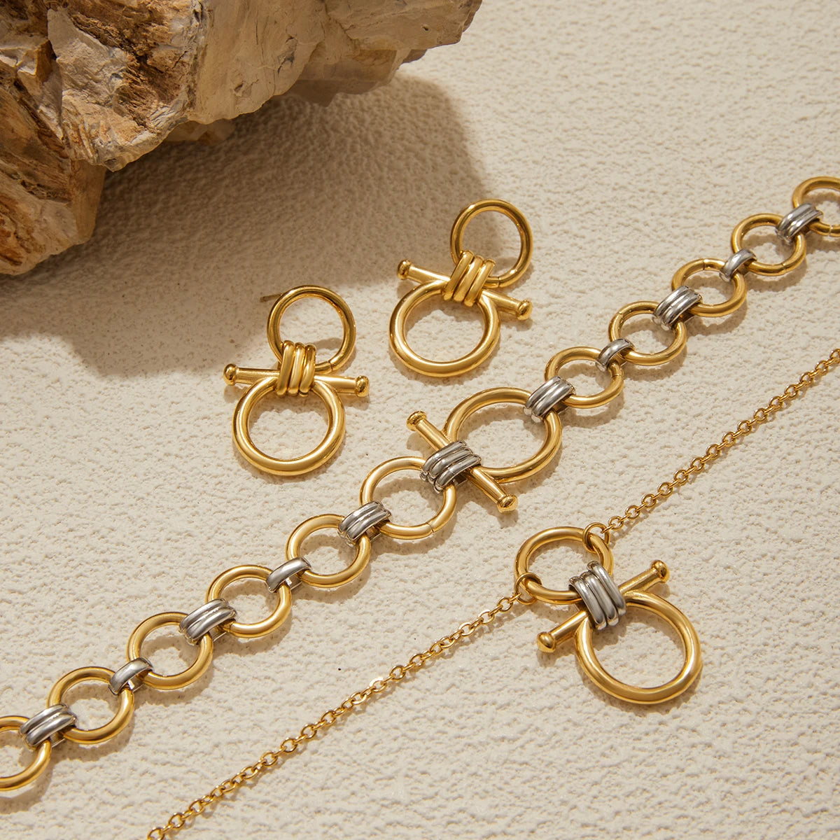 Equestrian Smooth Necklace — Stainless Steel · PS304