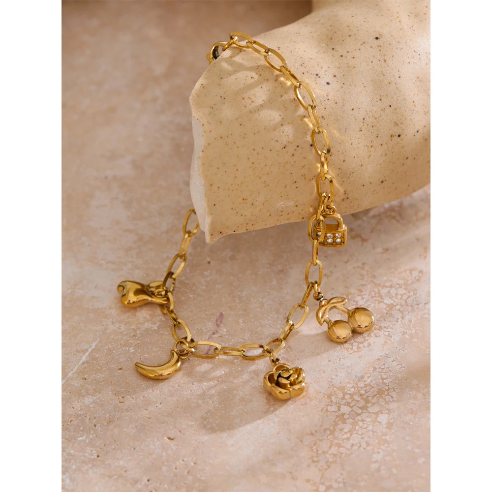 Flower Moon Geometric Bracelet — Gold-Plated Stainless Steel · PS1664