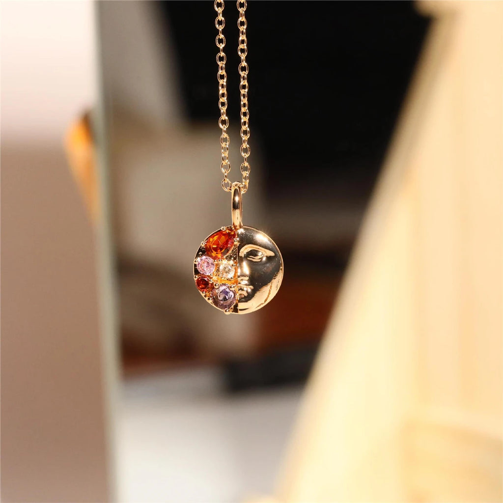 Vintage Greek Goddess Colored Zirconium Palace Art Necklace Casting Process Pendant Plating True Gold for Color Preservation