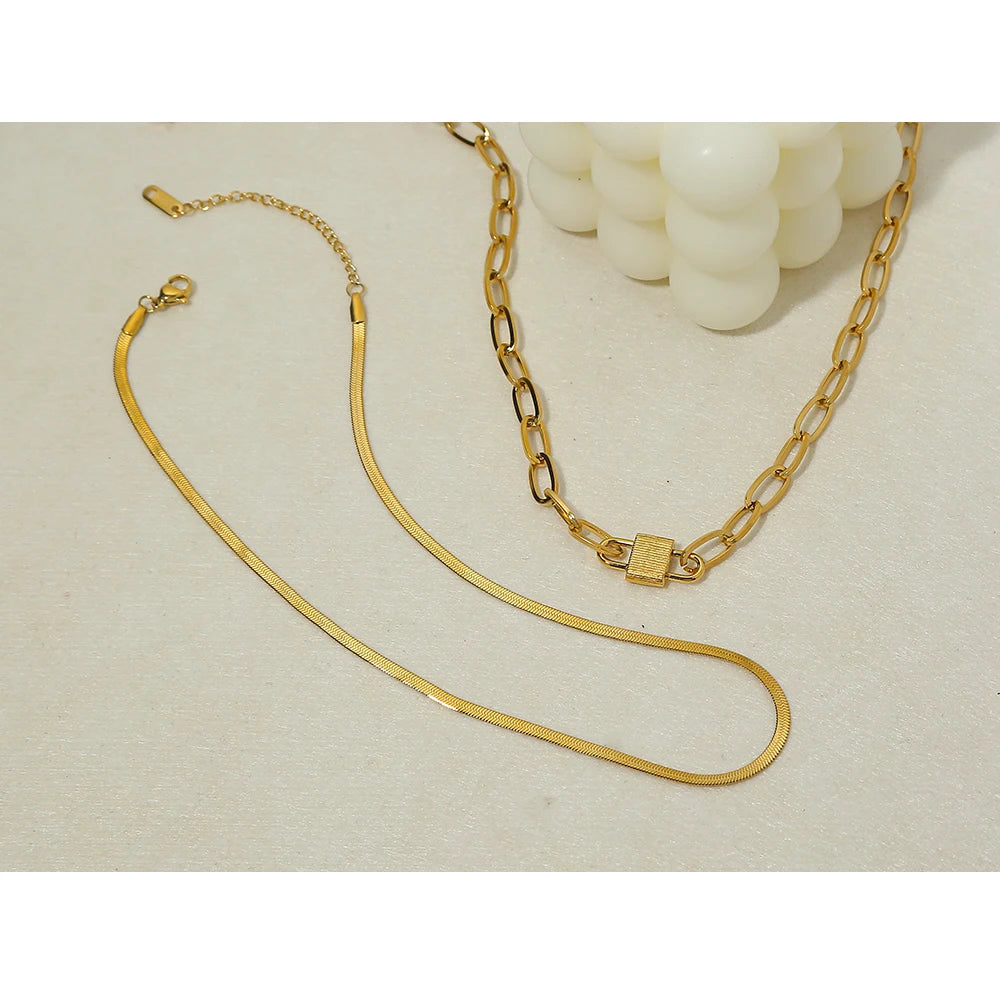 Snake Chain Choker Necklace Lock Charm — 316L Stainless Steel · PS449