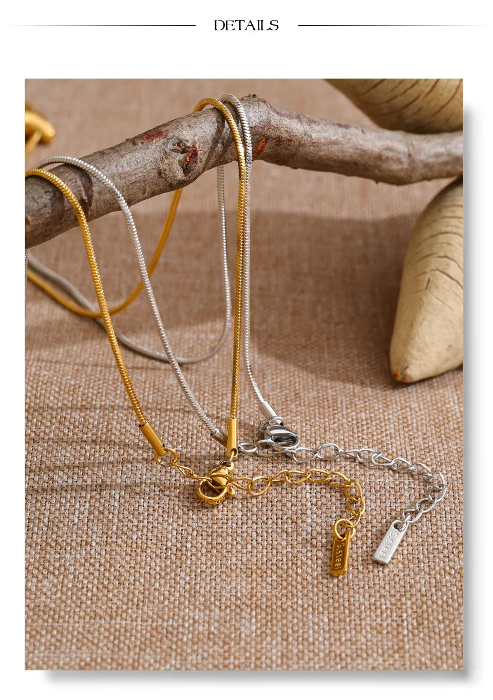 Geometric chain necklace in gold-plated stainless steel.