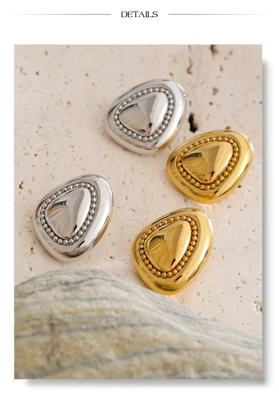 Geometric earrings in gold-plated stainless steel.