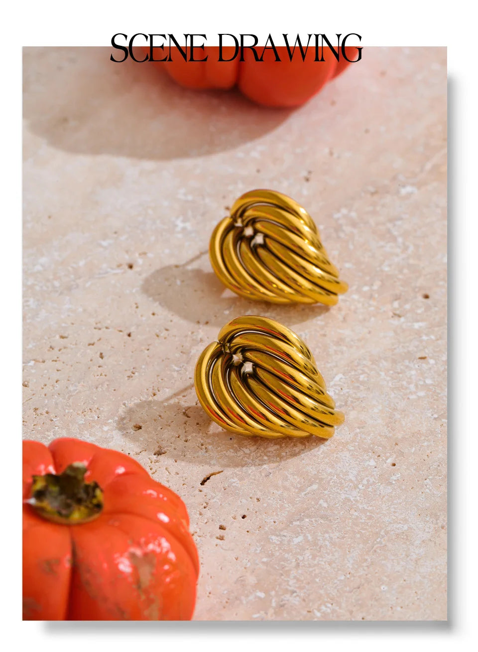 Geometric earrings in gold-plated stainless steel.