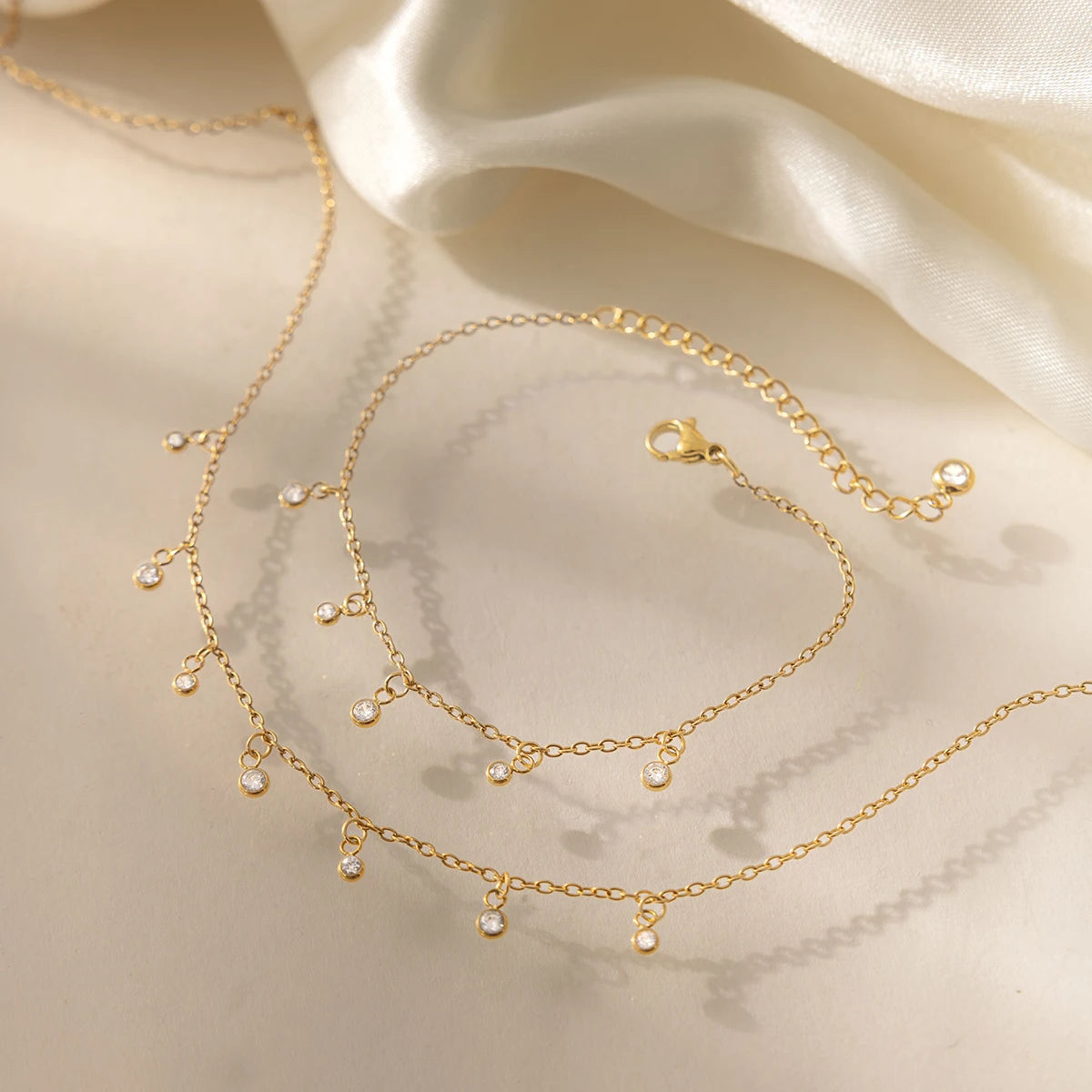 Heart Interlocking Necklace — Stainless Steel · PS315