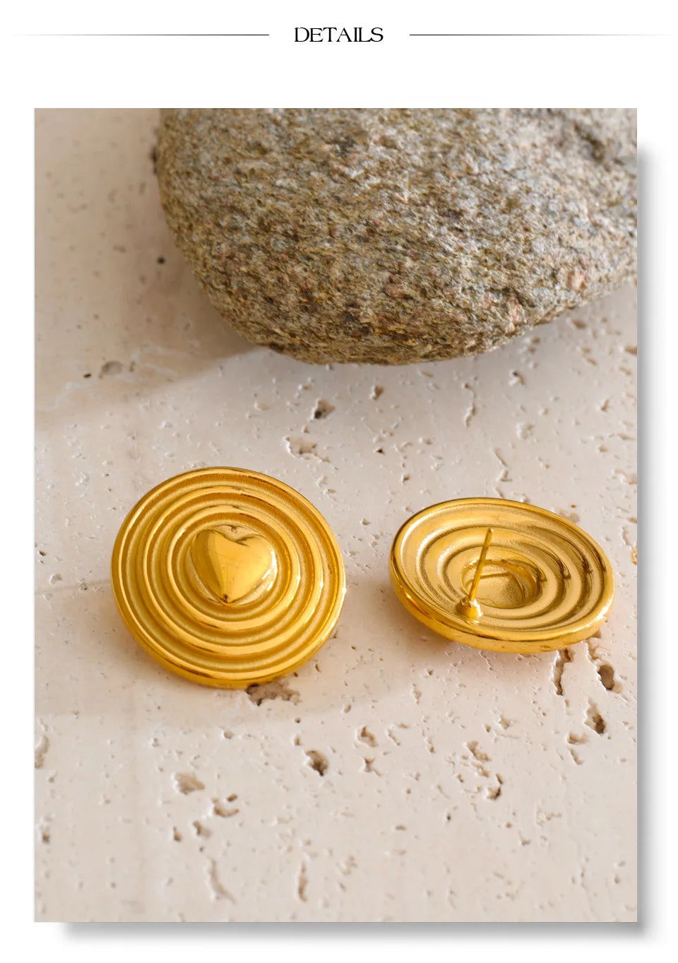 Heart geometric earrings in gold-plated stainless steel.