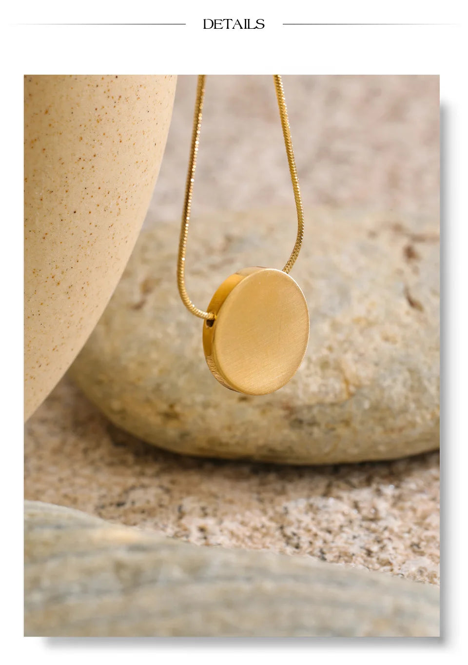 Coin geometric necklace in gold-plated stainless steel.