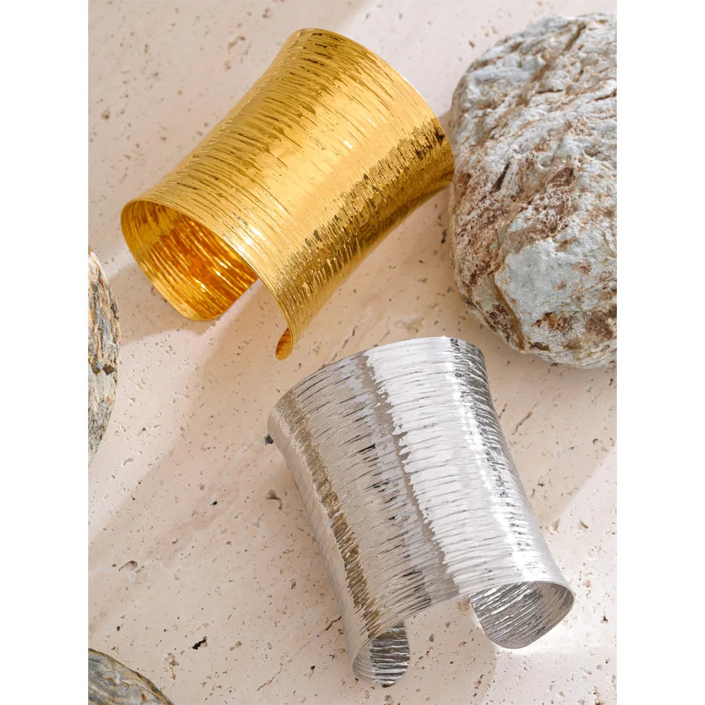 Geometric Bracelet — Gold-Plated Stainless Steel · PS2154