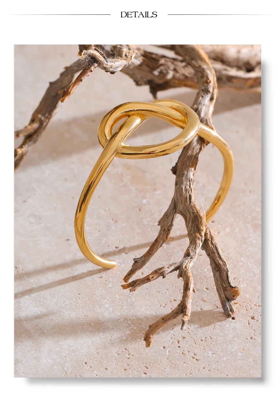 Heart bracelet in gold-plated stainless steel.