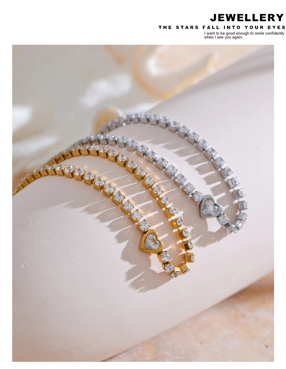 Cubic zirconia heart geometric necklace in gold-plated stainless steel with cubic zirconia.