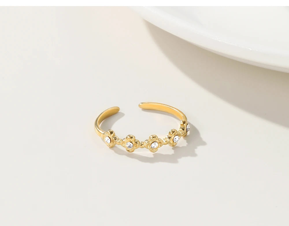 Floral Zircon Ring — 316L Stainless Steel · PS432