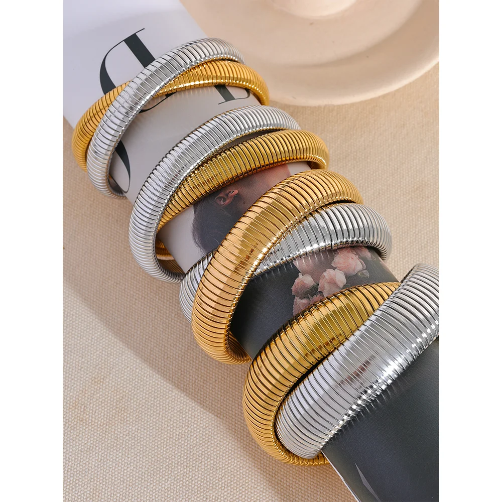 Geometric Bracelet — Gold-Plated Stainless Steel · PS1829