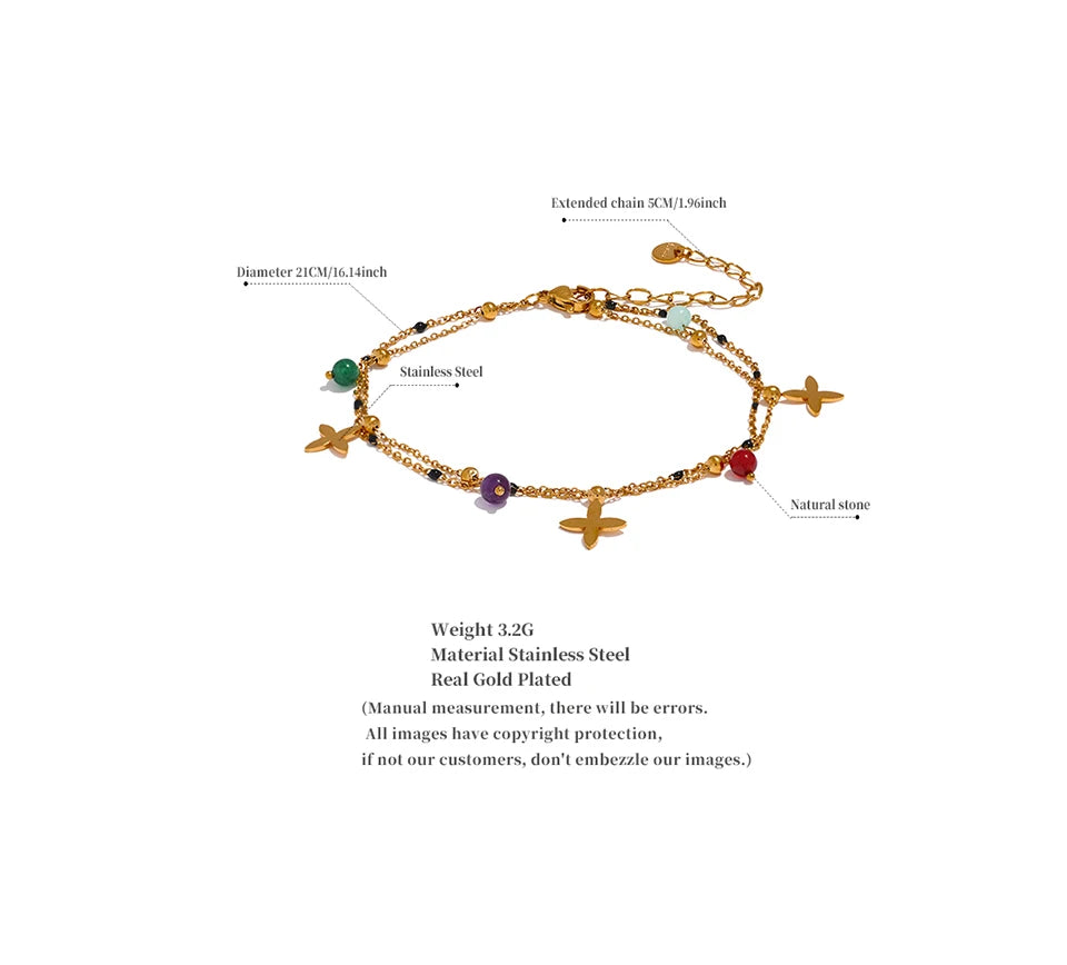 Natural stone flower beaded necklace in gold-plated stainless steel with natural stone.