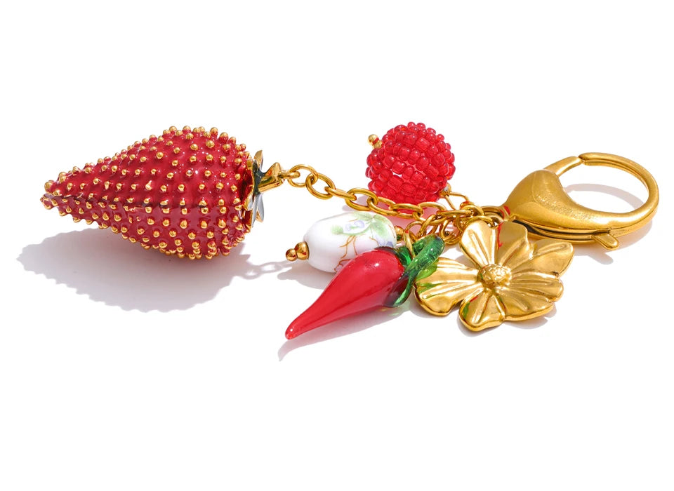 Red resin enamel necklace in gold-plated stainless steel with resin and enamel.