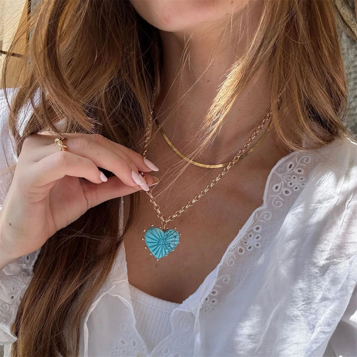 Ins style versatile oil dripping love design pendant collarbone chain small fresh jewelry women's gold plating