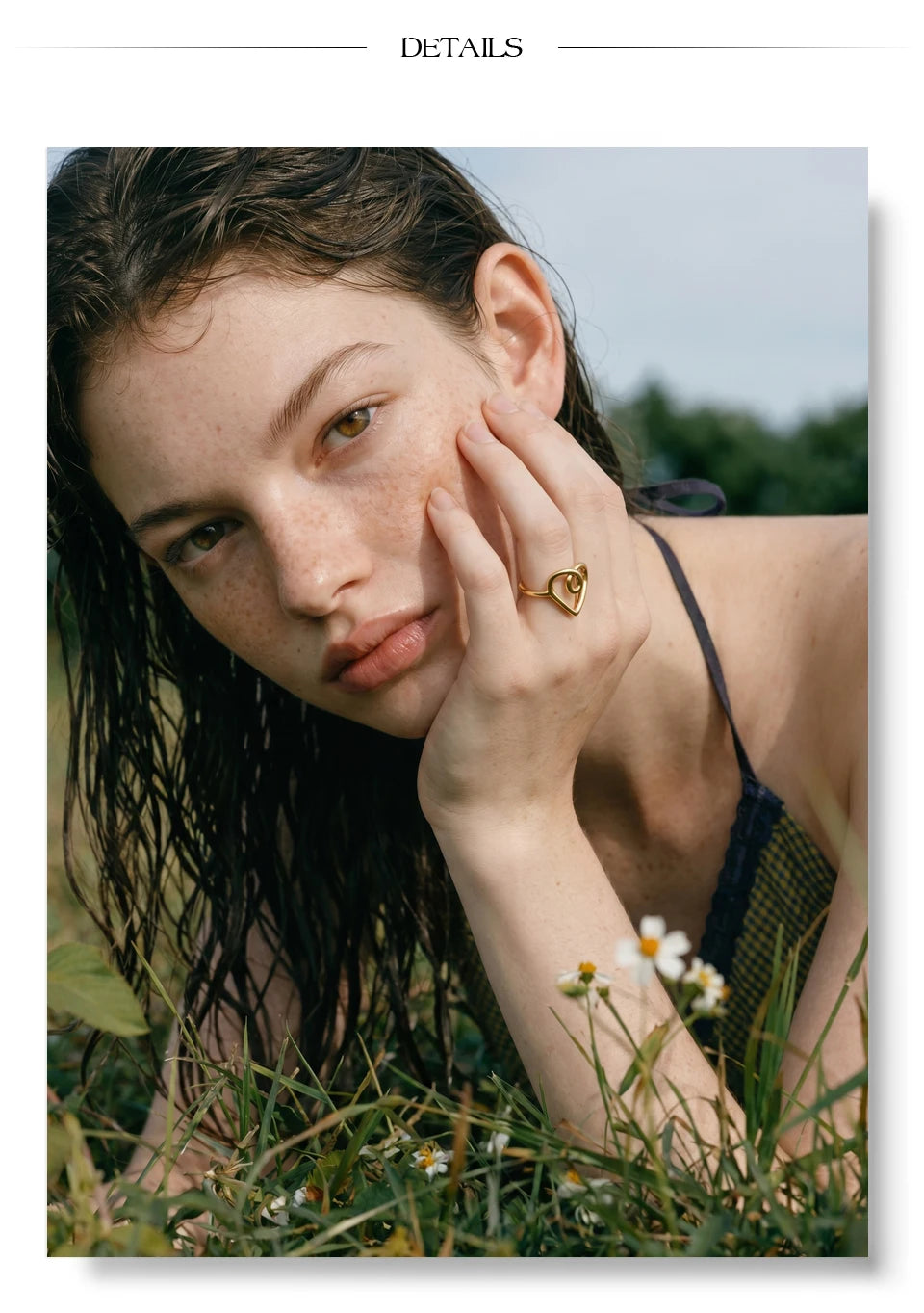 Heart ring in 18K gold-plated stainless steel.