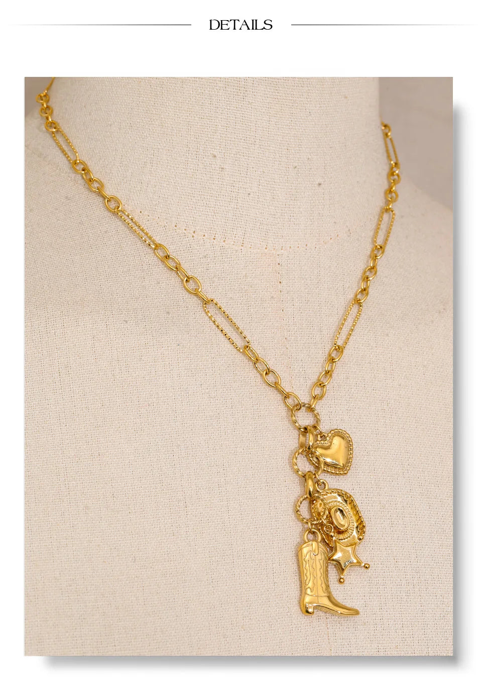 Heart star geometric necklace in gold-plated stainless steel.
