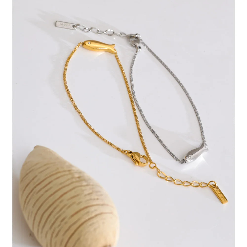Cubic Zirconia Geometric Chain Bracelet — Gold-Plated Stainless Steel with Cubic Zirconia · PS1757