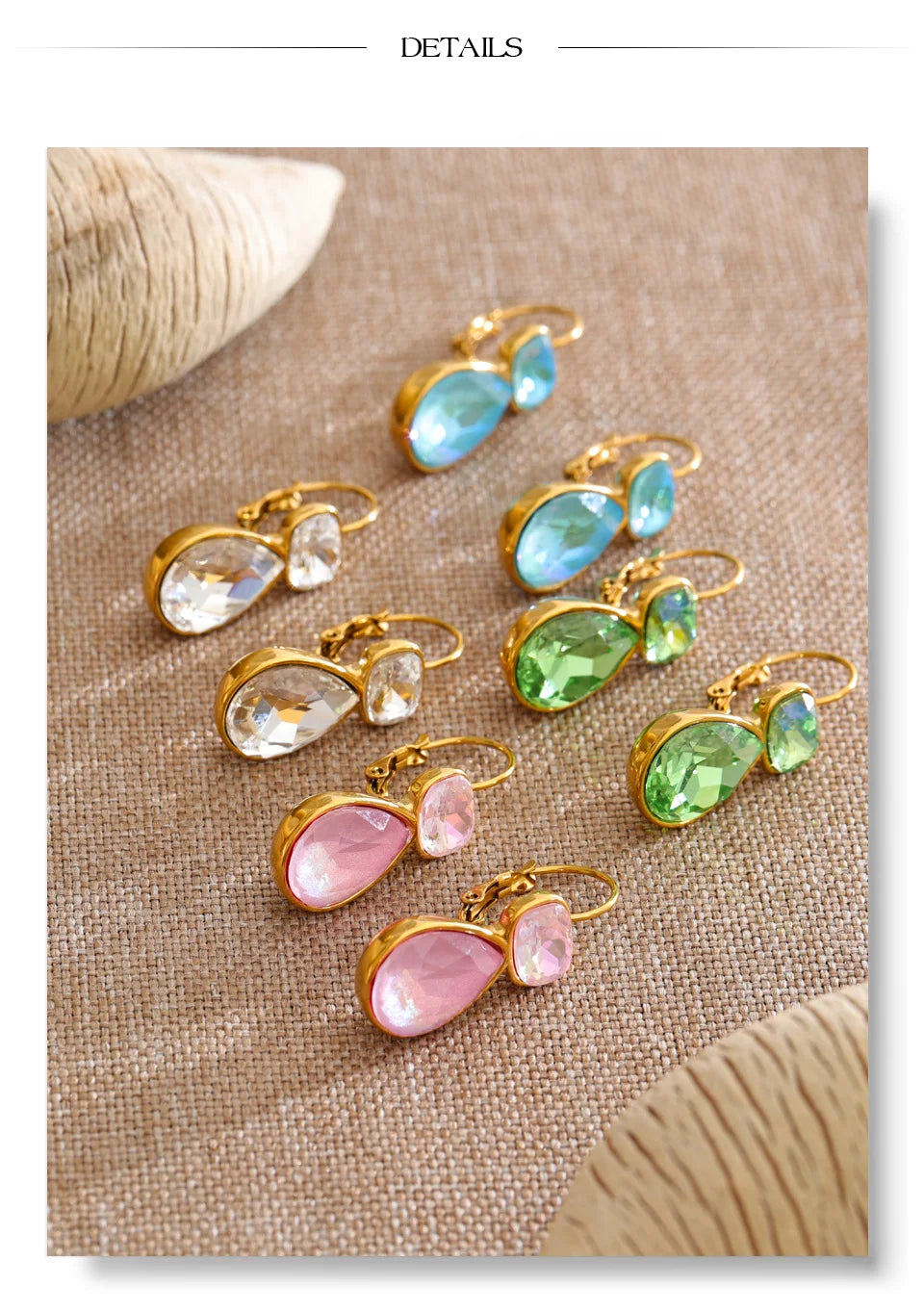 Crystal geometric earrings in gold-plated stainless steel with crystal.