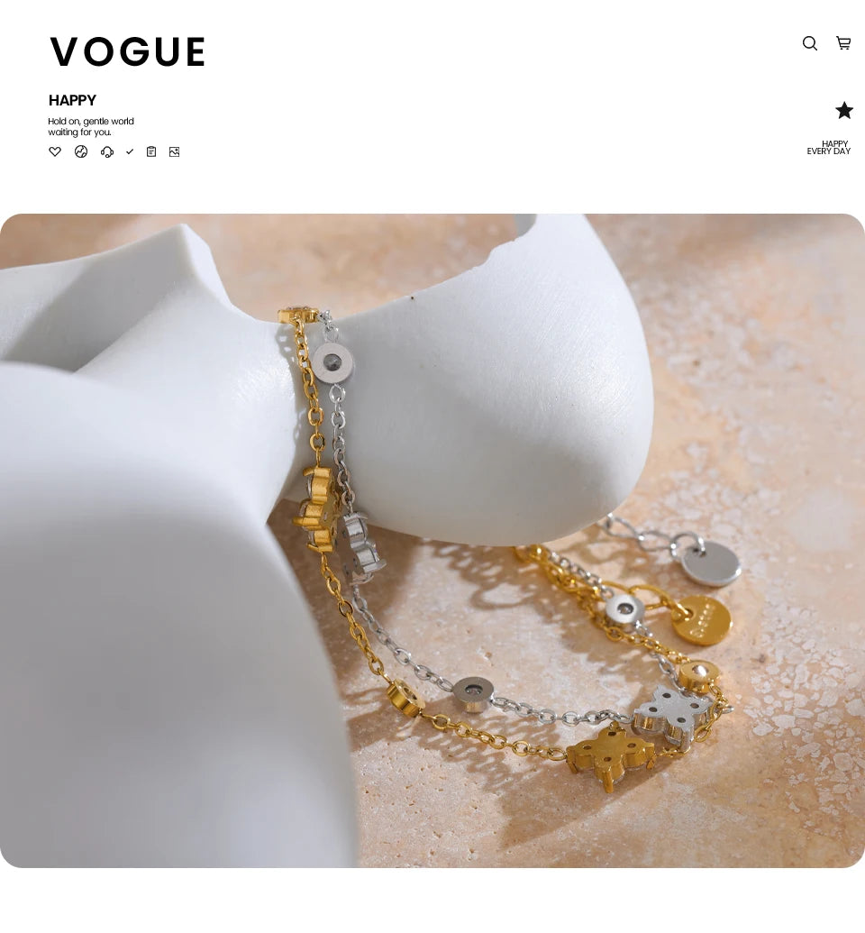 Cubic zirconia flower geometric necklace in gold-plated stainless steel with cubic zirconia.
