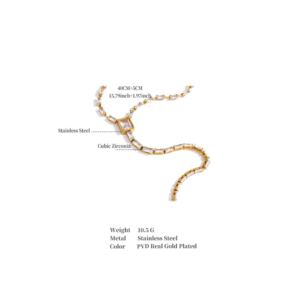 Cubic zirconia geometric chain necklace in gold-plated stainless steel with cubic zirconia.