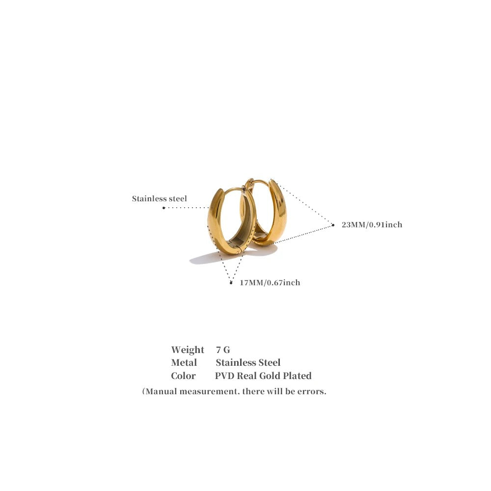 Geometric earrings in gold-plated 316L stainless steel.
