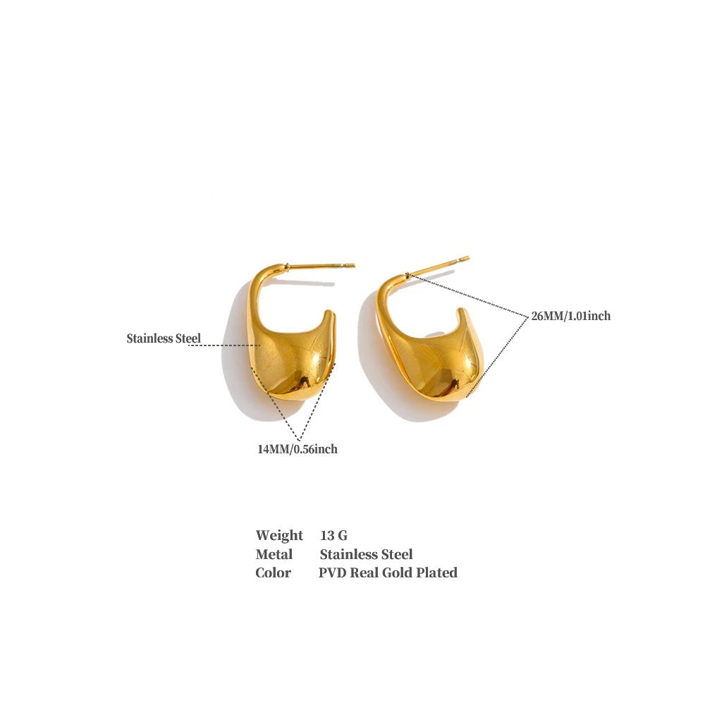 Geometric earrings in gold-plated stainless steel.