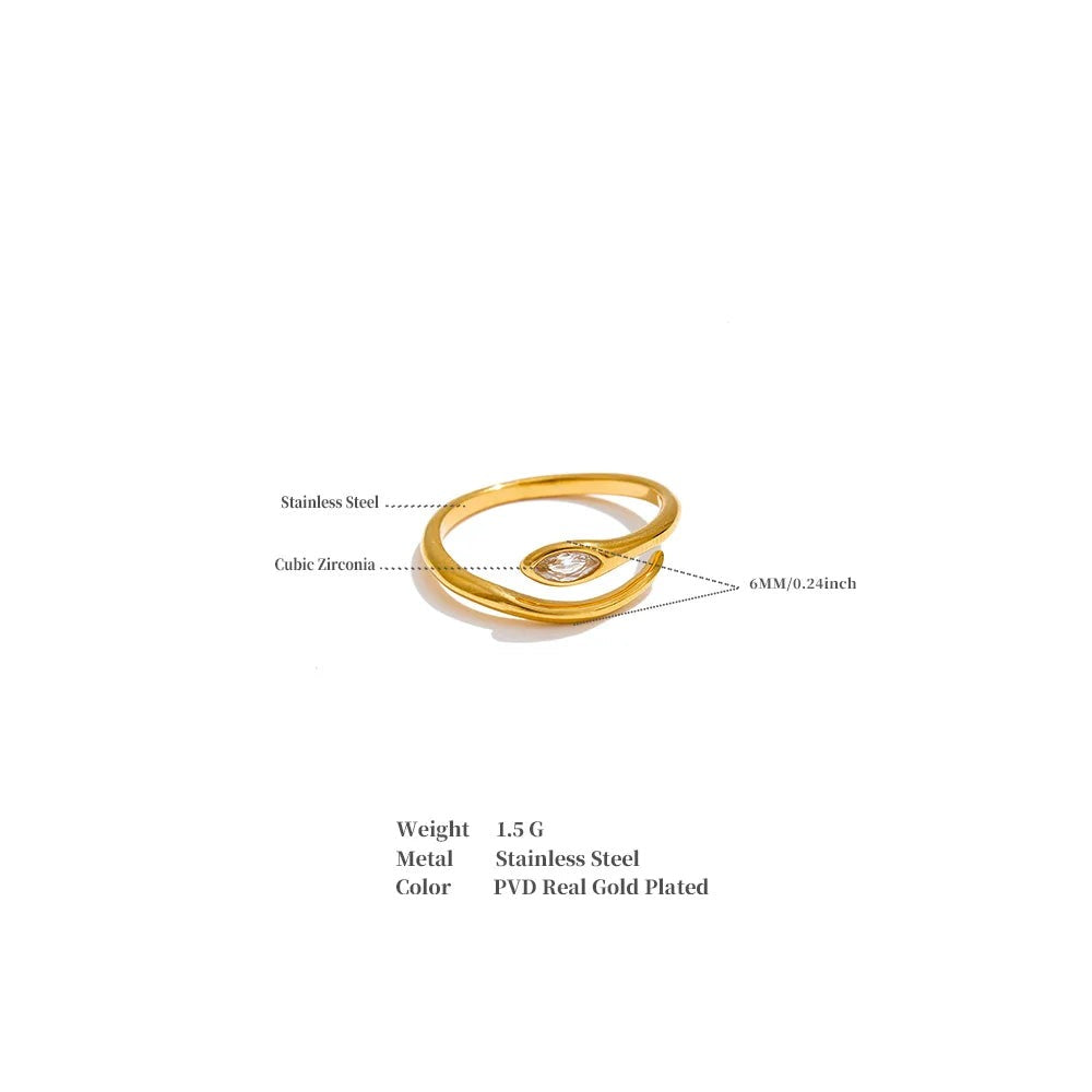 Cubic zirconia snake geometric ring in 18K gold-plated stainless steel with cubic zirconia.