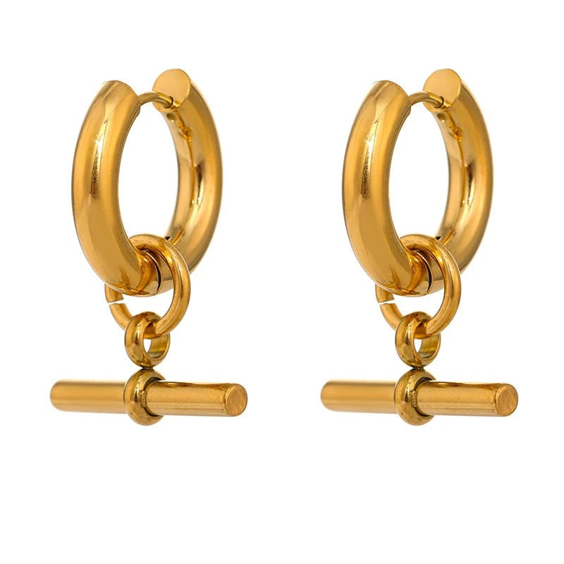 Gold-plated stainless steel earrings with a lobster clasp.