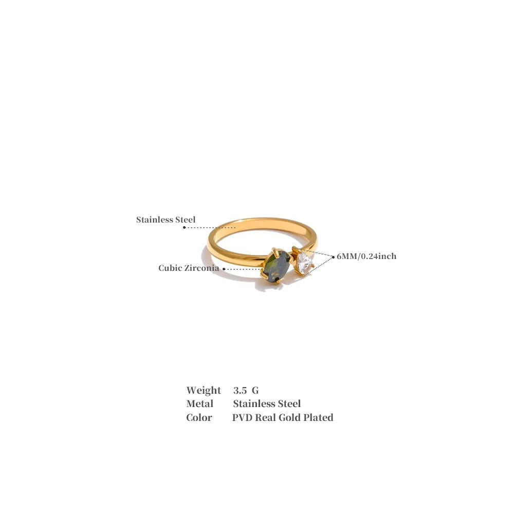 Cubic zirconia geometric ring in 18K gold-plated stainless steel with cubic zirconia.
