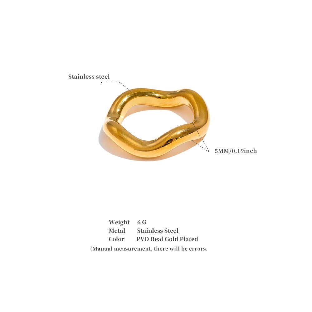 Geometric ring in 18K gold-plated stainless steel.