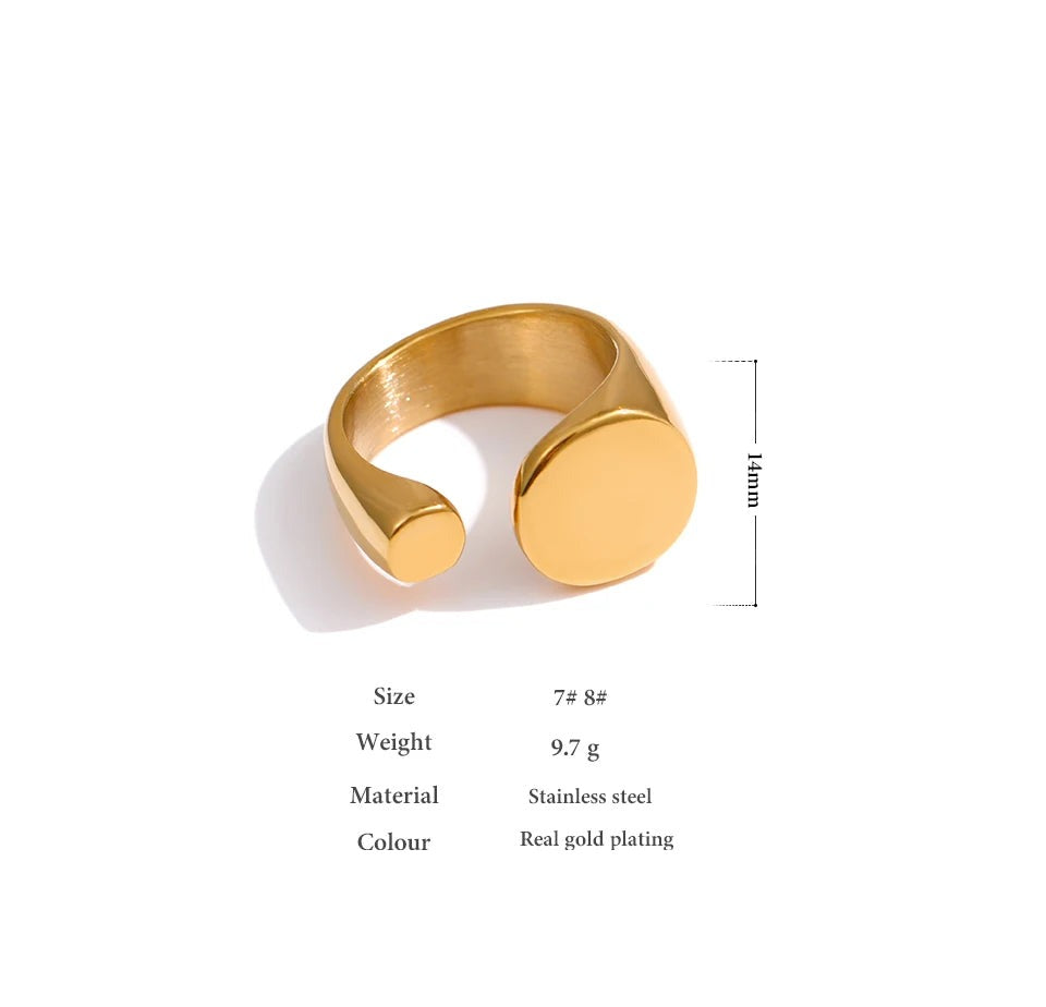 Geometric ring in 18K gold-plated stainless steel.