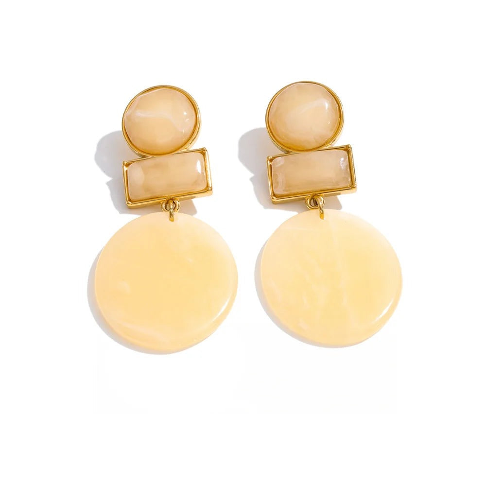 Gold-plated stainless steel earrings with resin.