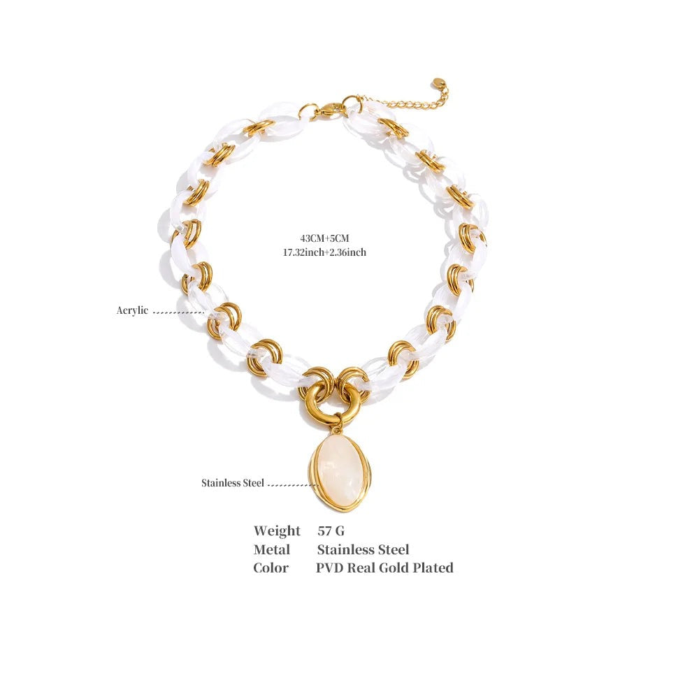 Resin acrylic geometric necklace in gold-plated stainless steel with resin and acrylic.