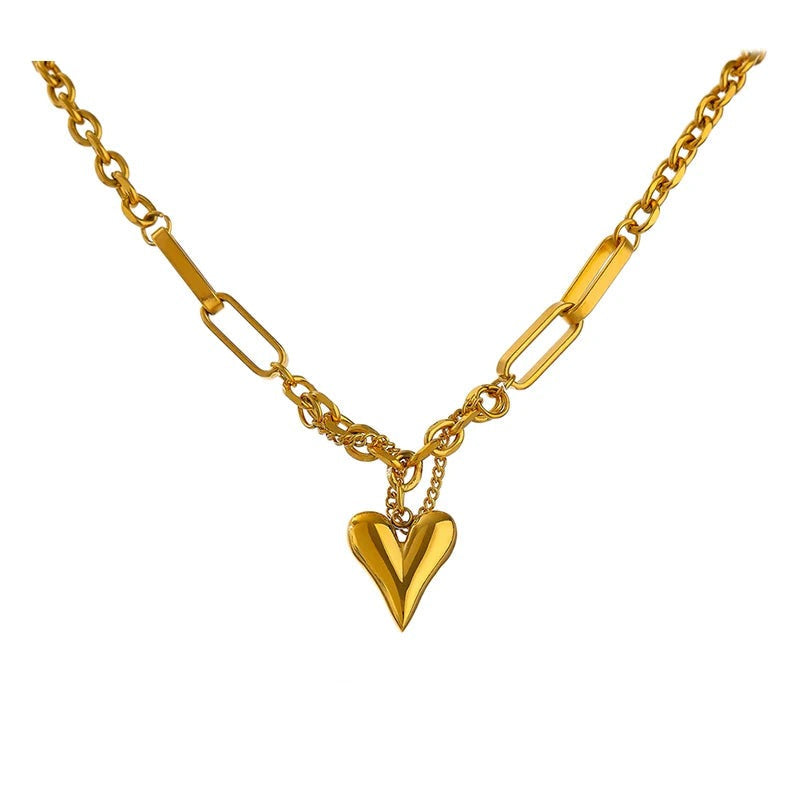Gold-plated stainless steel necklace with a heart pendant.