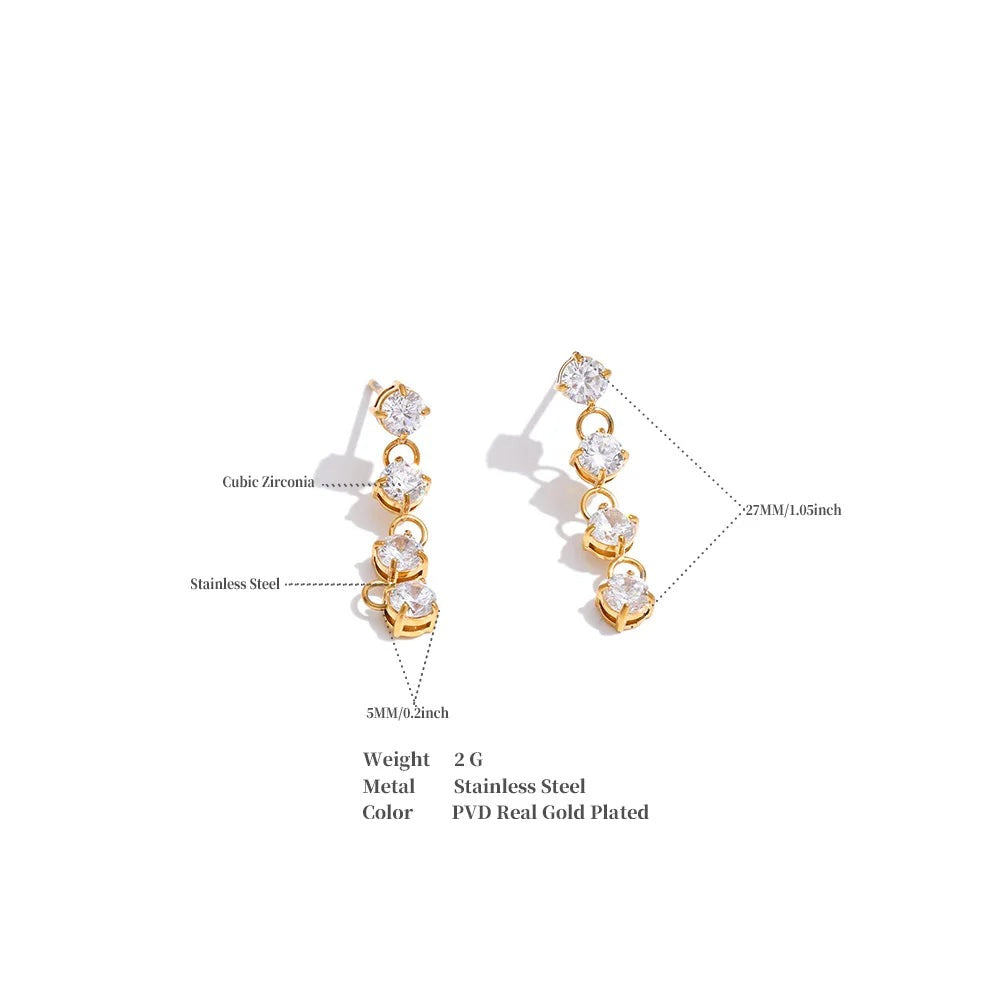 Cubic zirconia geometric chain earrings in gold-plated stainless steel with cubic zirconia.