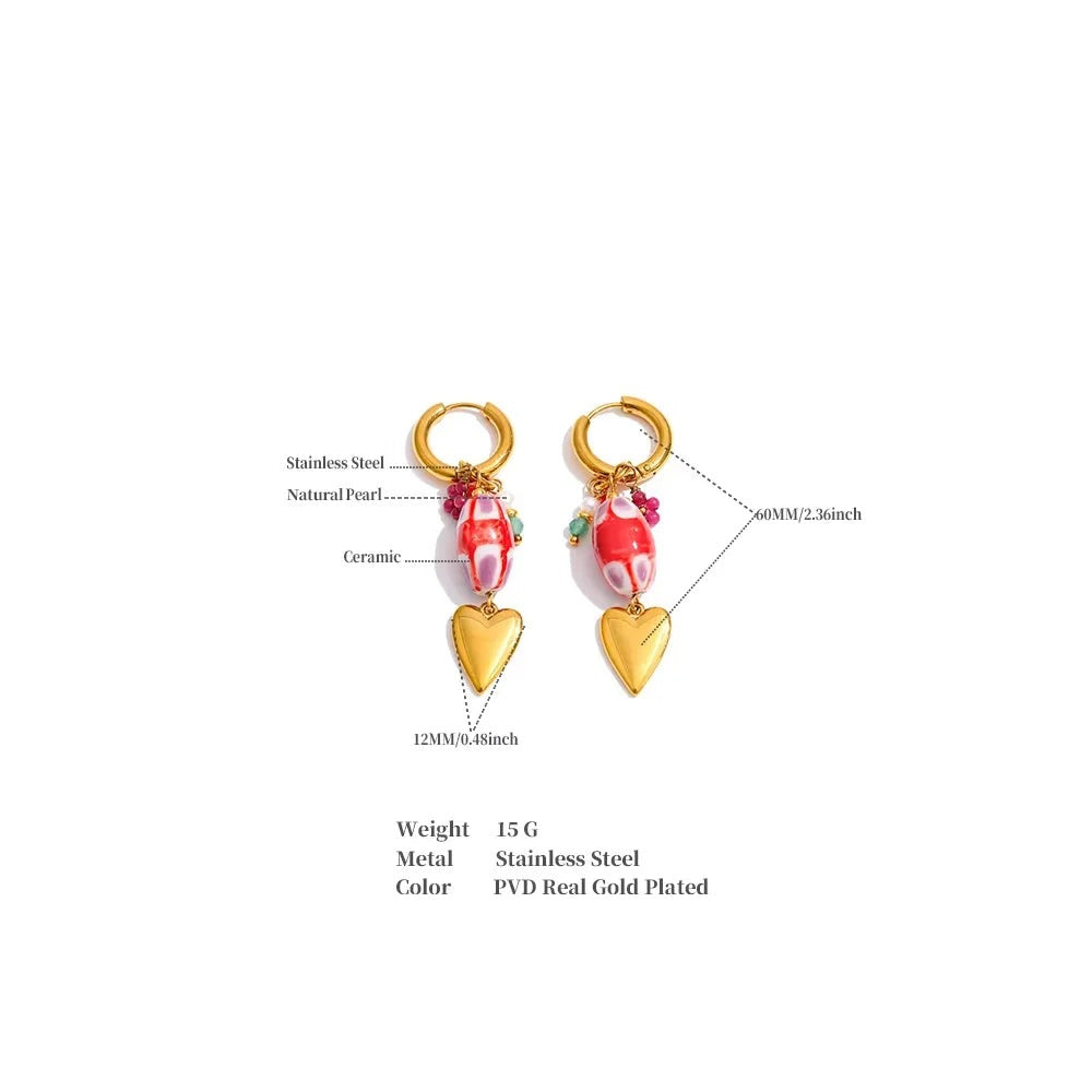 Red heart earrings in gold-plated stainless steel.