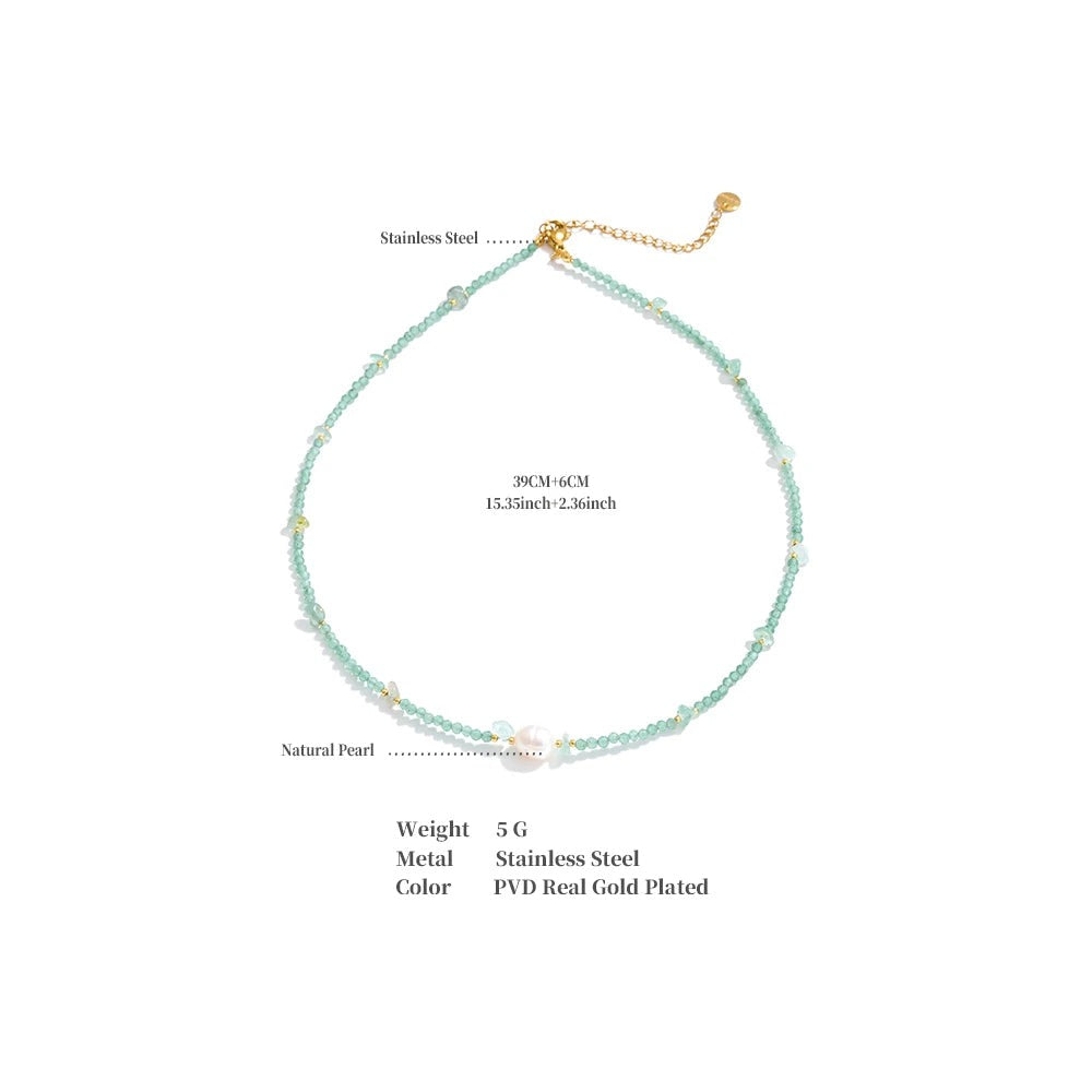 Freshwater pearl natural stone beaded necklace in gold-plated stainless steel with freshwater pearl and natural stone.