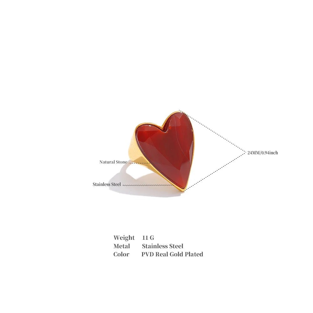 Red natural stone heart ring in 18K gold-plated stainless steel with natural stone.