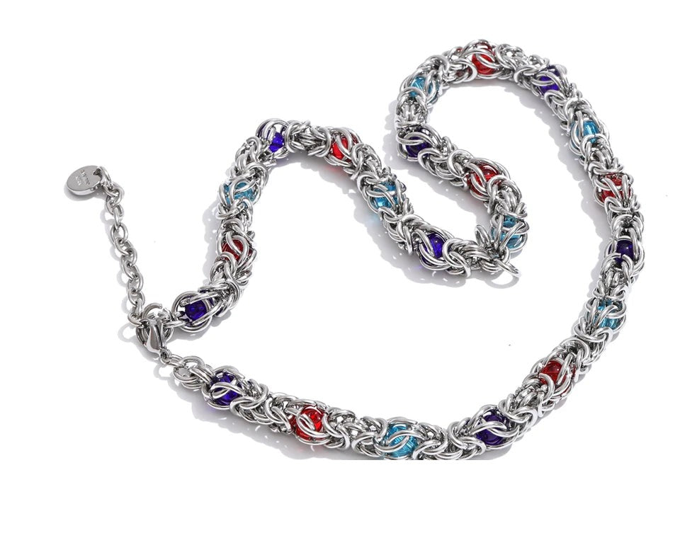 Glass natural stone multi-color necklace in gold-plated stainless steel with natural stone.